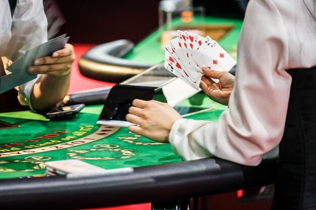 Live blackjack table at lipan toto with dealer and betting zones visible